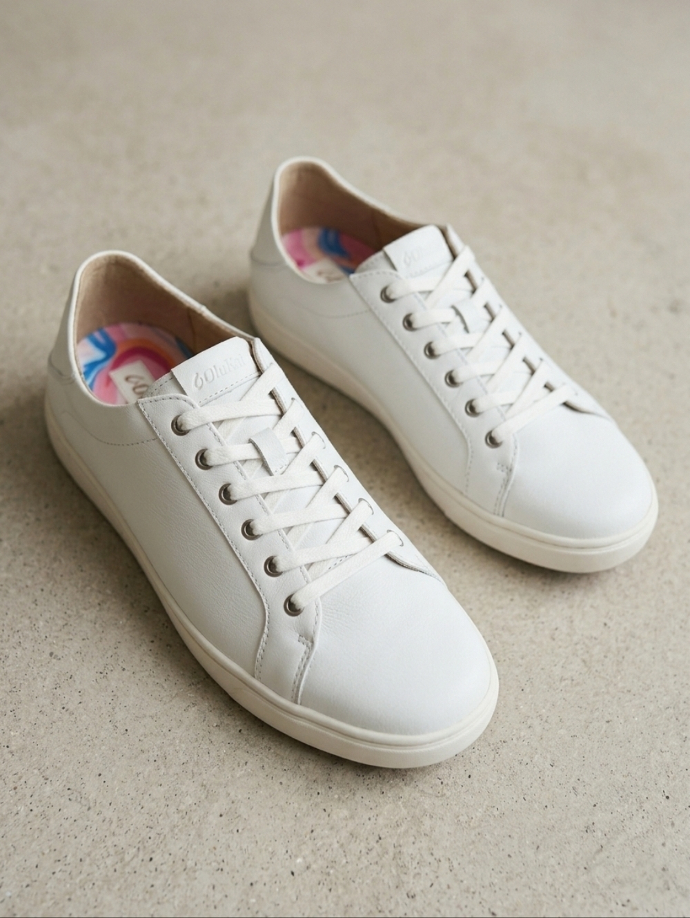 OluKai Pehuea Li 'Ili White Leather Sneakers Drop-In Heel Womens Size 10